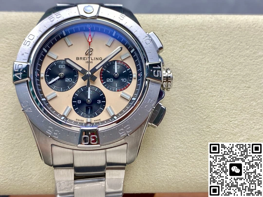 BLS Factory Breitling Avenger AB0147101A1A1 1:1 Best Edition Replica Watch