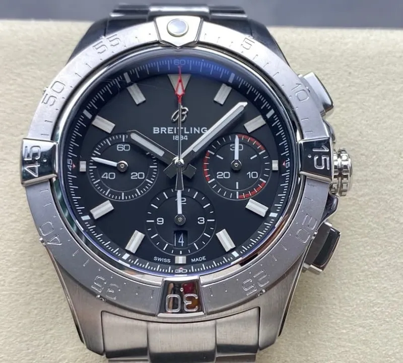 BLS Factory Breitling Avenger AB0147101B1A1 1:1 Best Edition Replica Watch