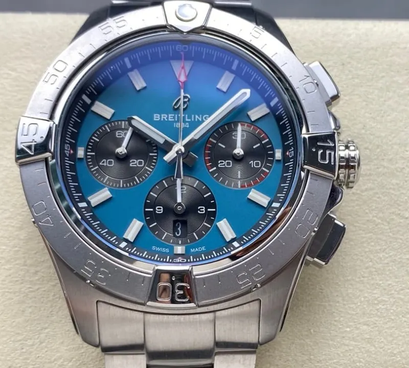 BLS Factory Breitling Avenger AB0147101C1A1 1:1 Best Edition Replica Watch