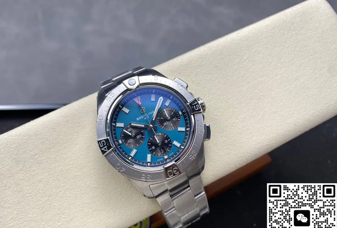 BLS Factory Breitling Avenger AB0147101C1A1 1:1 Best Edition Replica Watch