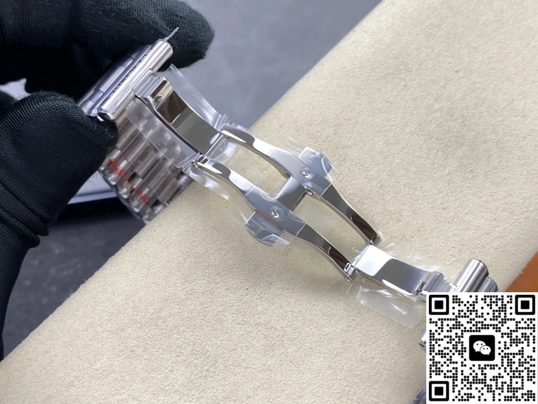 BLS Factory Breitling Chronomat AB0158101C1A1 1:1 Best Edition Replica Watch