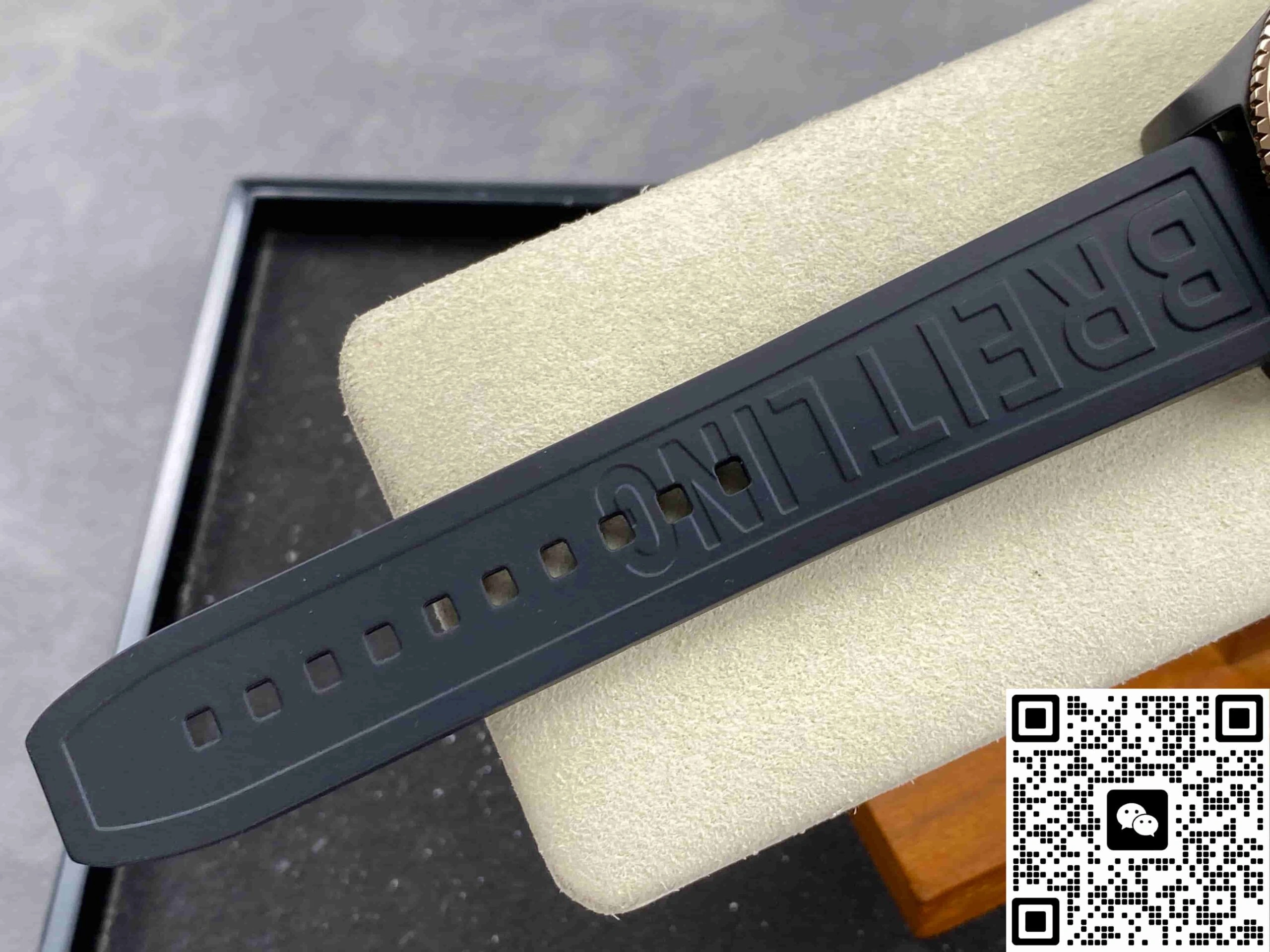 BLS Factory Breitling Superocean U17368221B1S1 1:1 Best Edition Replica Watch