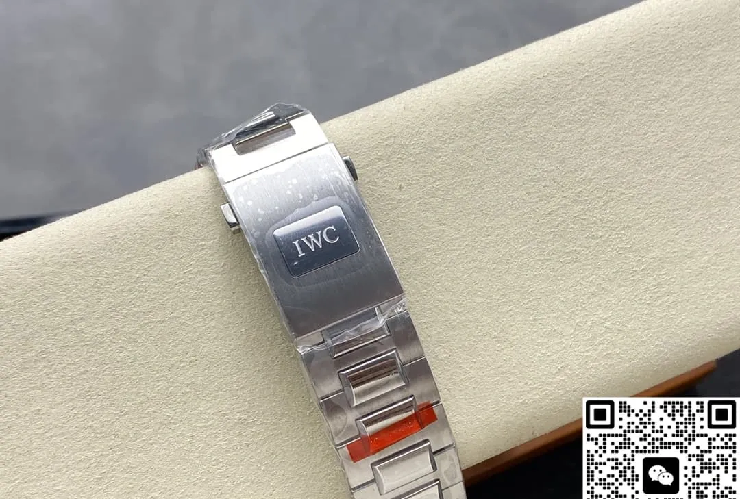 BLS Factory IWC Pilot IW388304 1:1 Best Edition Replica Watch