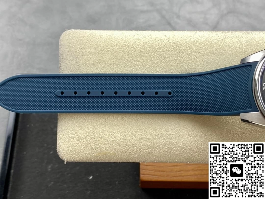 BLS Factory Jaeger-LeCoultre Q906868J 1:1 Best Edition Replica Watch