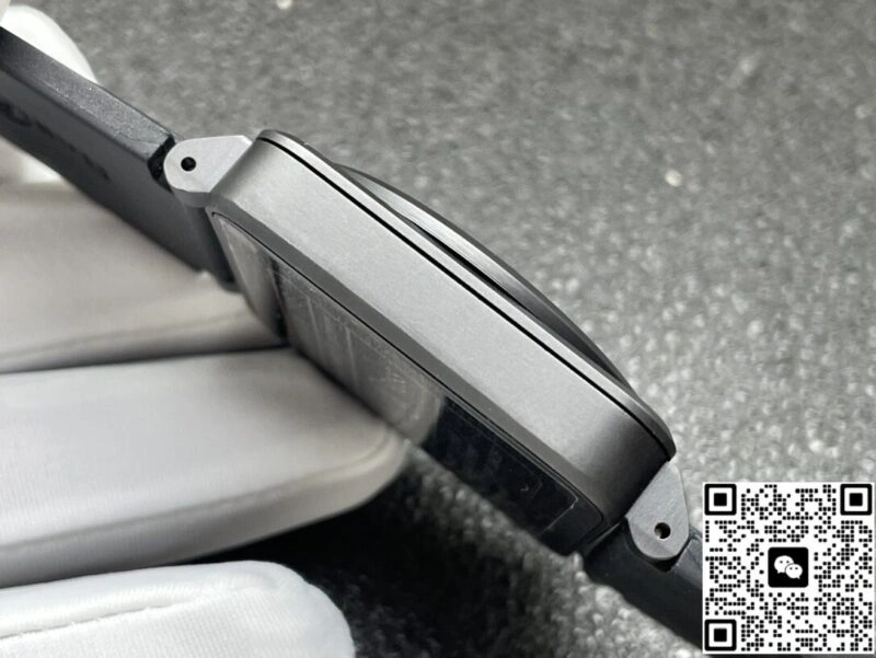 Bell & Ross BR03A-CPS-CE-SRB 1:1 Best Replica Watch Black Dial