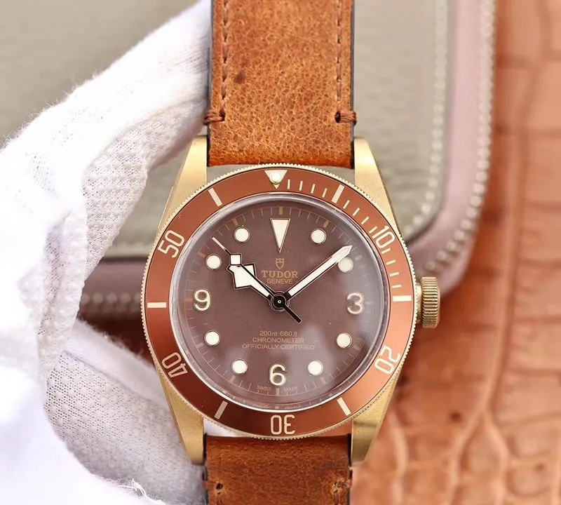 Tudor Heritage Black Bay Bronze 79250B XF Factory 1:1 Best Edition Replica Watch Swiss ETA 2824 Brown Dial