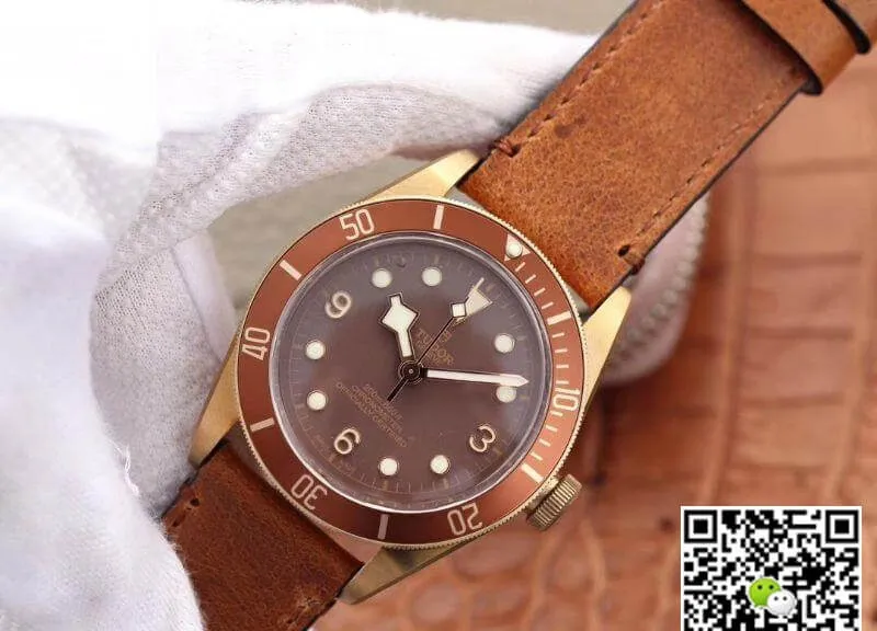 Tudor Heritage Black Bay Bronze 79250B XF Factory 1:1 Best Edition Replica Watch Swiss ETA 2824 Brown Dial
