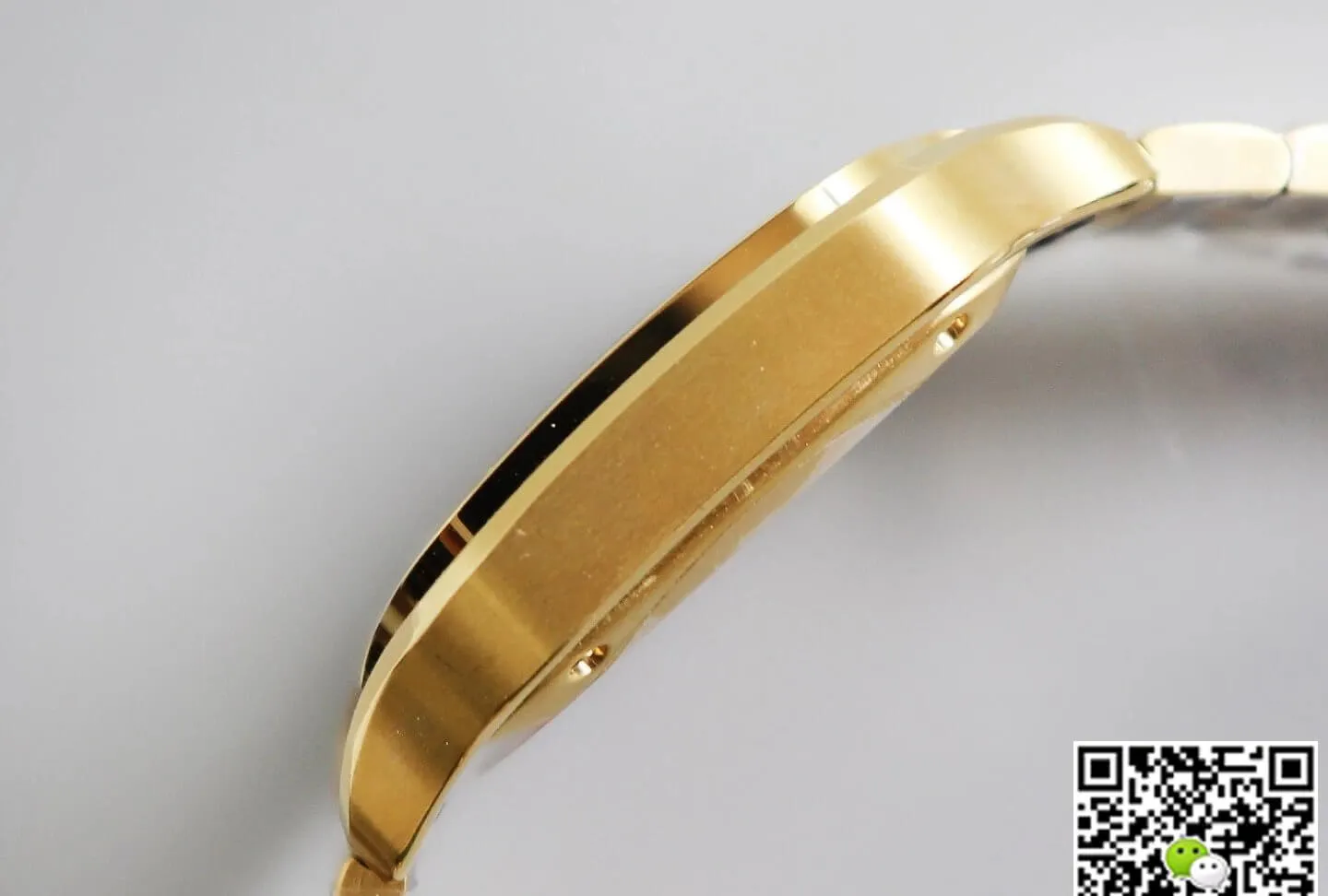 Cartier De Santos W20112Y1 BV Factory 1:1 Best Edition Replica Watch Gold Strap