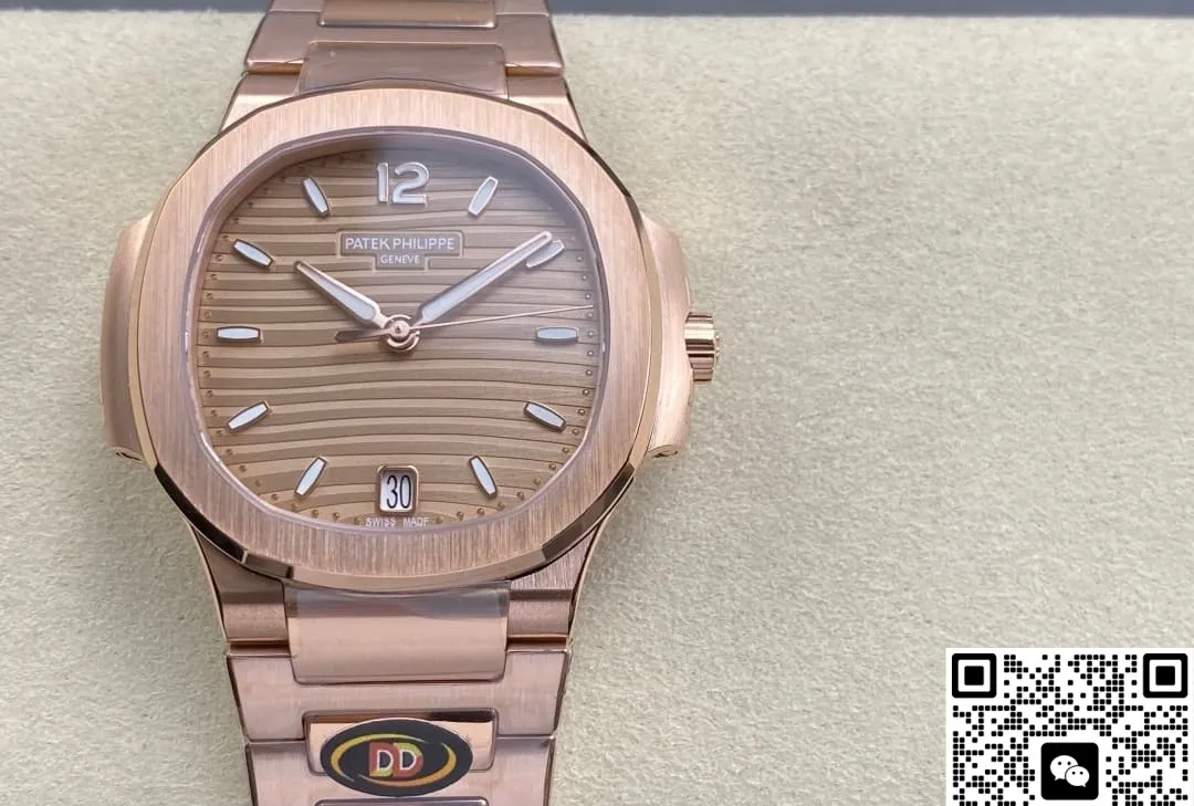DDF Factory Patek Philippe Nautilus 7118-1R-010 1:1 Best Edition Replica Watch