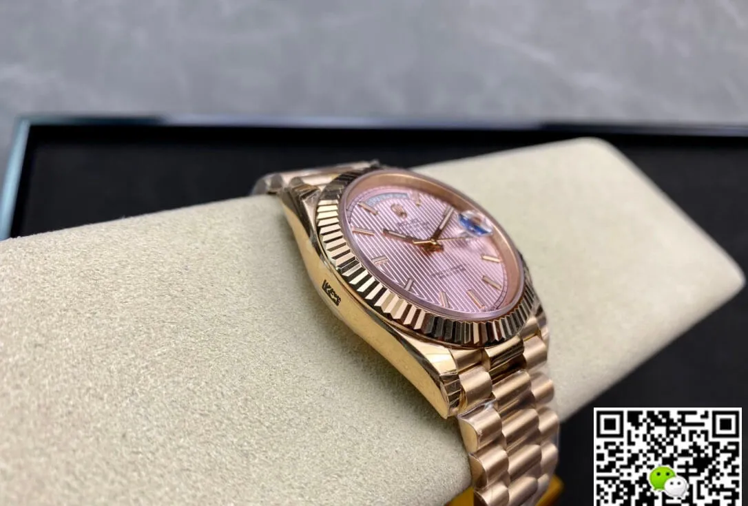 Rolex Day Date M228235-0005 EW Factory 1:1 Best Edition Replica Watch Gold-Tone Steel Strap