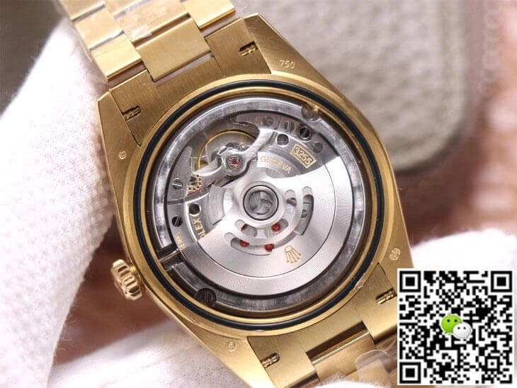 Rolex Day Date M228348RBR-0002 EW Factory 1:1 Best Edition Replica Watch Gold Diamond Bezel