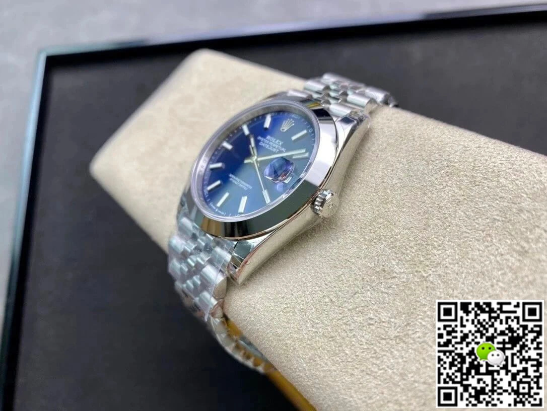 Rolex Datejust M126300-0002 41MM VS Factory 1:1 Best Edition Replica Watch Silver Strap