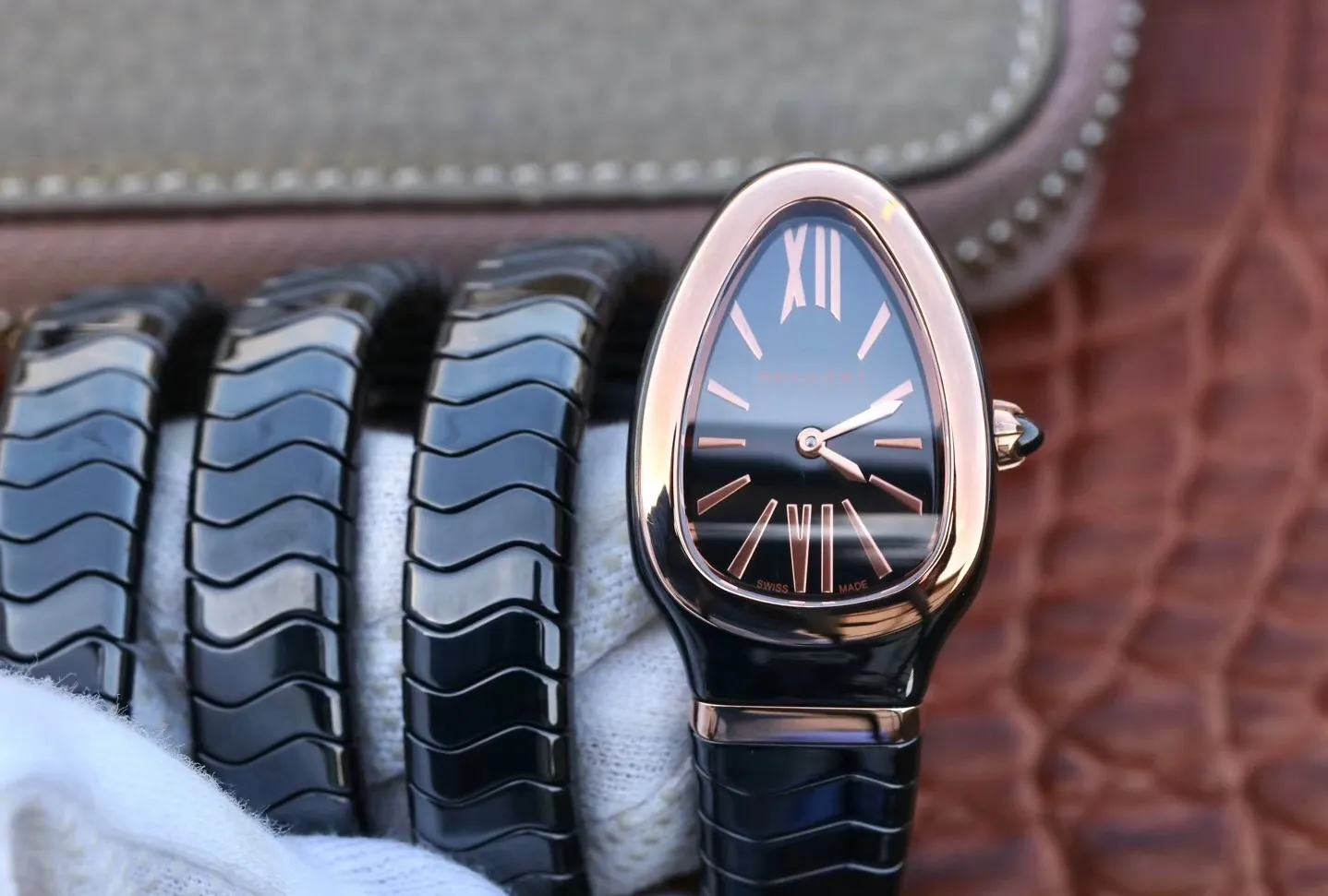 Bvlgari Srpenti Spiga 102885 BV Factory 1:1 Best Edition Replica Watch Rose Gold No Diamond Swiss Quartz Movement