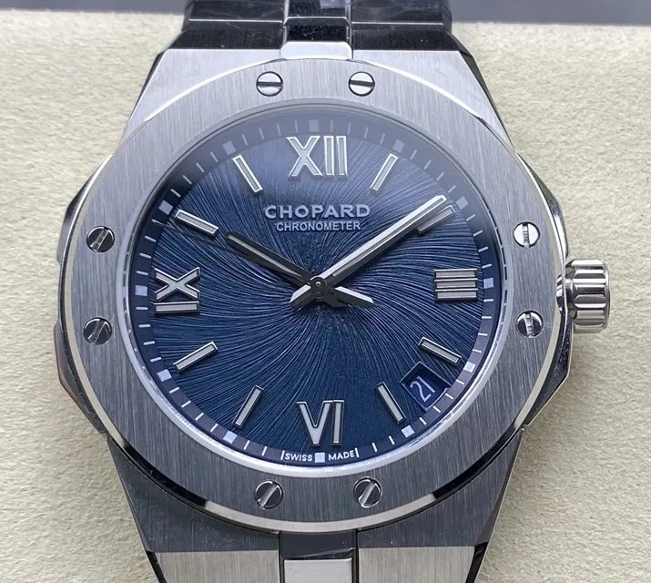 GH Factory Chopard Snow Mountain Pride 298600-3001 1:1 Best Edition Replica Watch