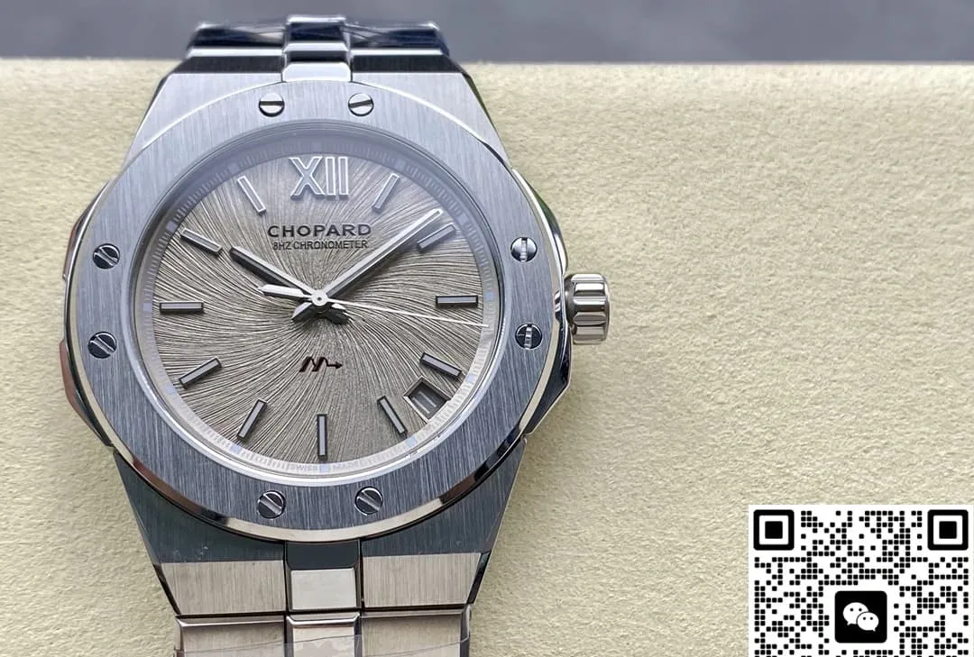 GH Factory Chopard Snow Mountain Pride 298600-3005 1:1 Best Edition Replica Watch