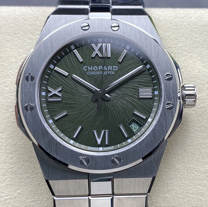 GH Factory Chopard Snow Mountain Pride 298600-3014 1:1 Best Edition Replica Watch