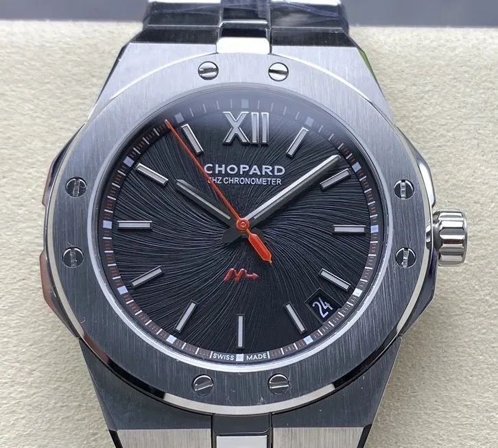 GH Factory Chopard Snow Mountain Pride 298600-3020 1:1 Best Edition Replica Watch