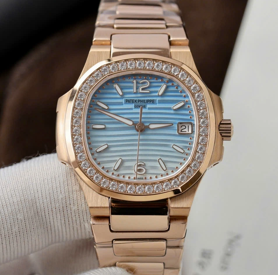 GR Factory Patek Philippe 7010R Gradient blue 1:1 Best Edition Replica Watch
