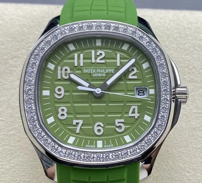 GR Factory Patek Philippe AQUANAUT 5267 200A-011 1:1 Best Edition Replica Watch