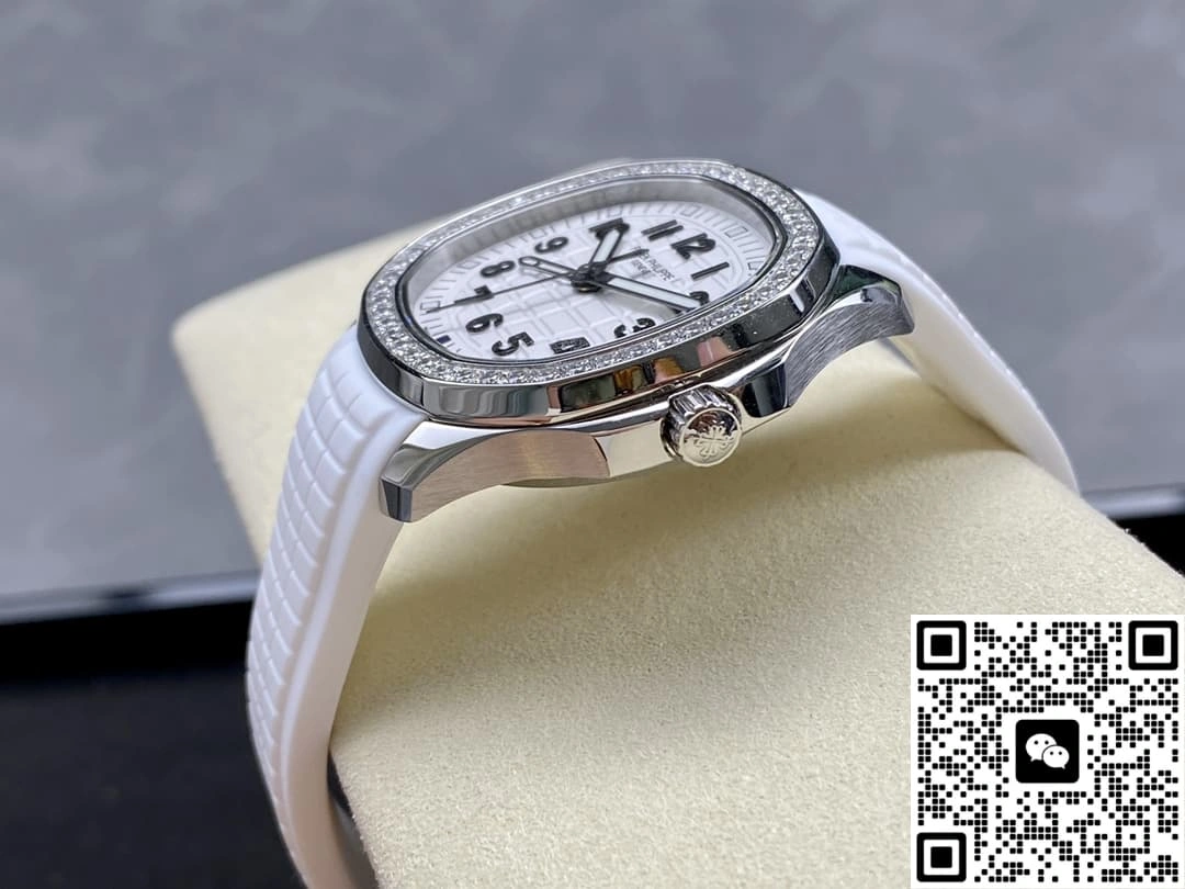 GR Factory Patek Philippe AQUANAUT 5267 200A-020 1:1 Best Edition Replica Watch