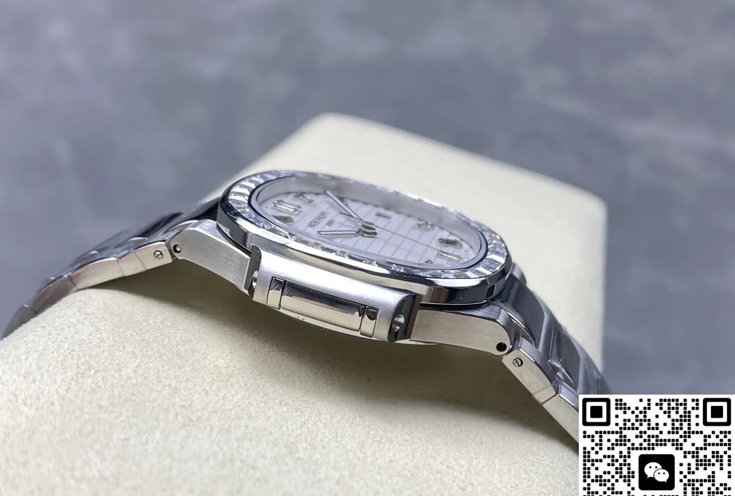 GR Factory Patek Philippe Nautilus 5711 White dial 1:1 Best Edition Replica Watch