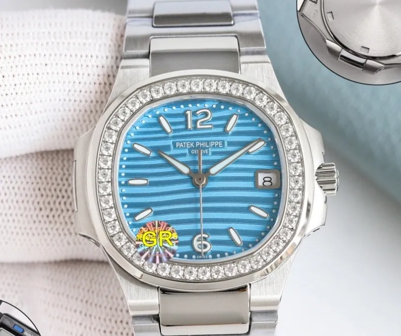 GR Factory Patek Philippe Nautilus 7010-1G-013 1:1 Best Edition Replica Watch