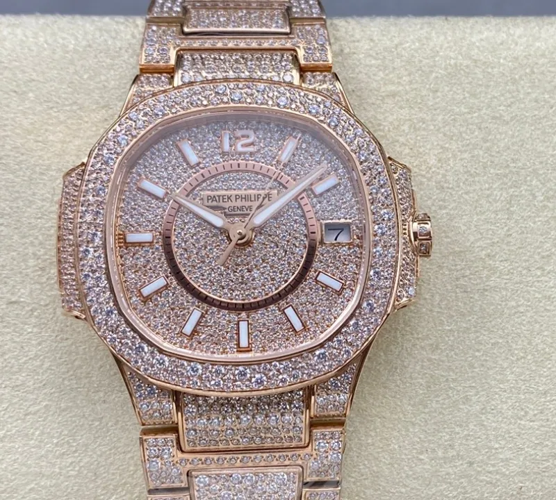 GR Factory Patek Philippe Nautilus 7021-1R-001 1:1 Best Edition Replica Watch