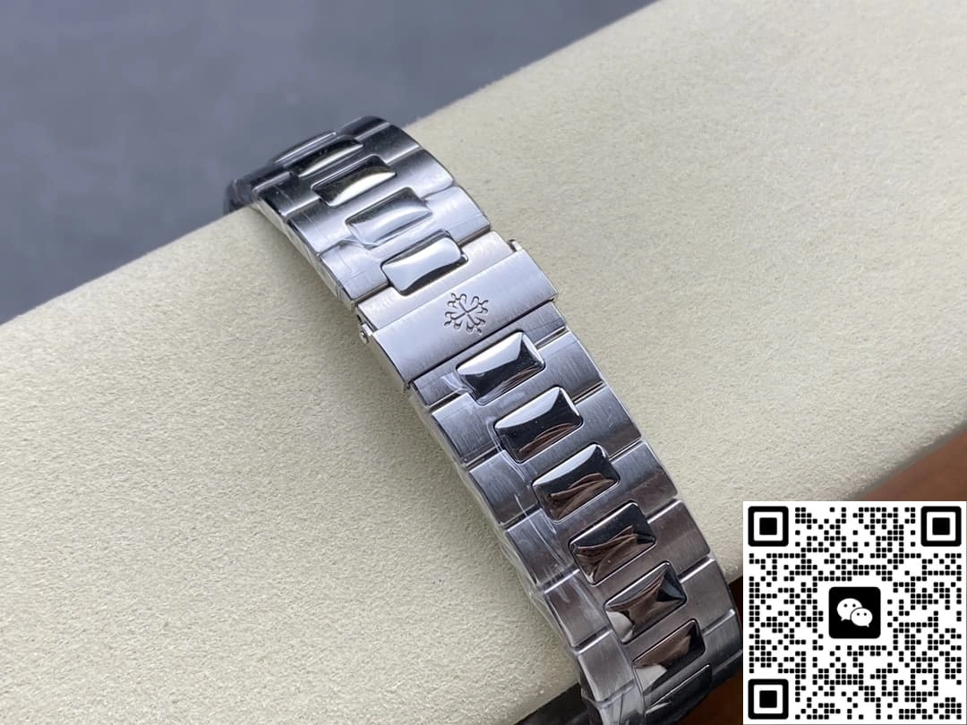 GR Factory Patek Philippe Nautilus 7118-1300B 1:1 Best Edition Replica Watch