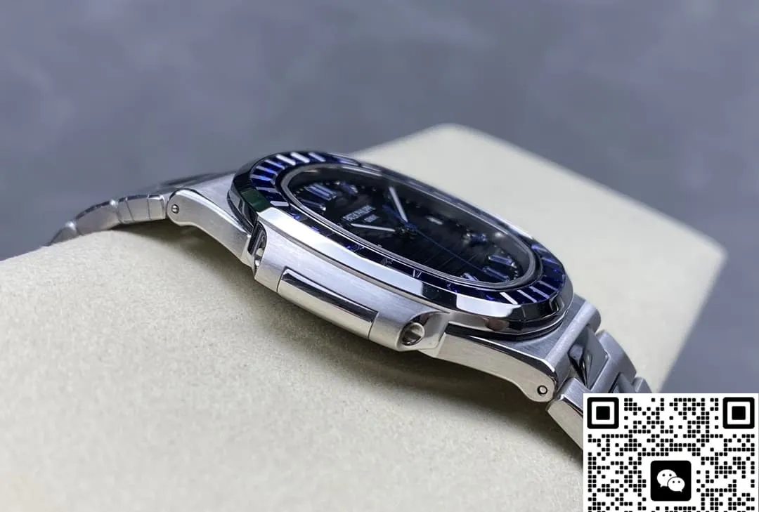 GR Factory Patek Philippe Nautilus 7118-1300B 1:1 Best Edition Replica Watch