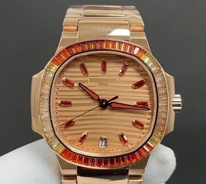 GR Factory Patek Philippe Nautilus 7118-1300R-001 1:1 Best Edition Replica Watch