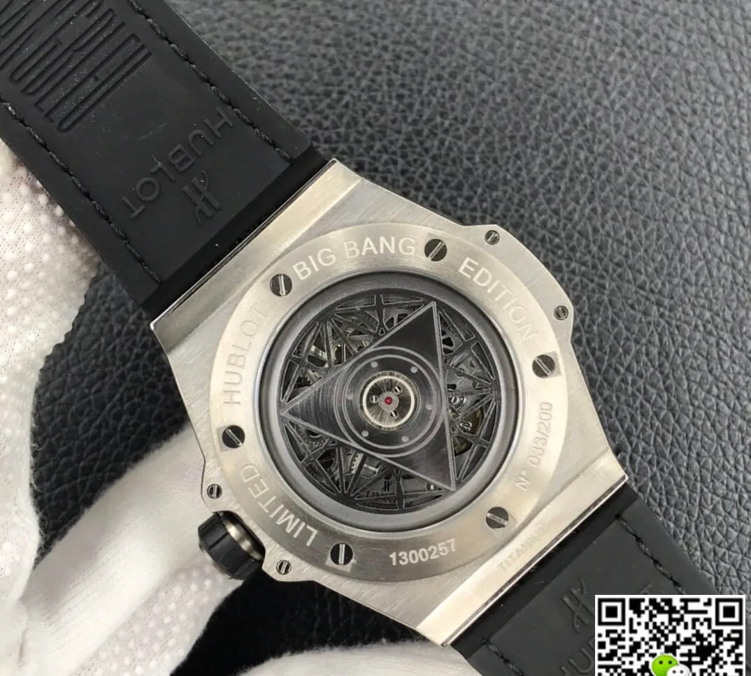 Hublot Big Bang WWF Factory 1:1 Best Edition Replica Watch Diamond Blue Dial