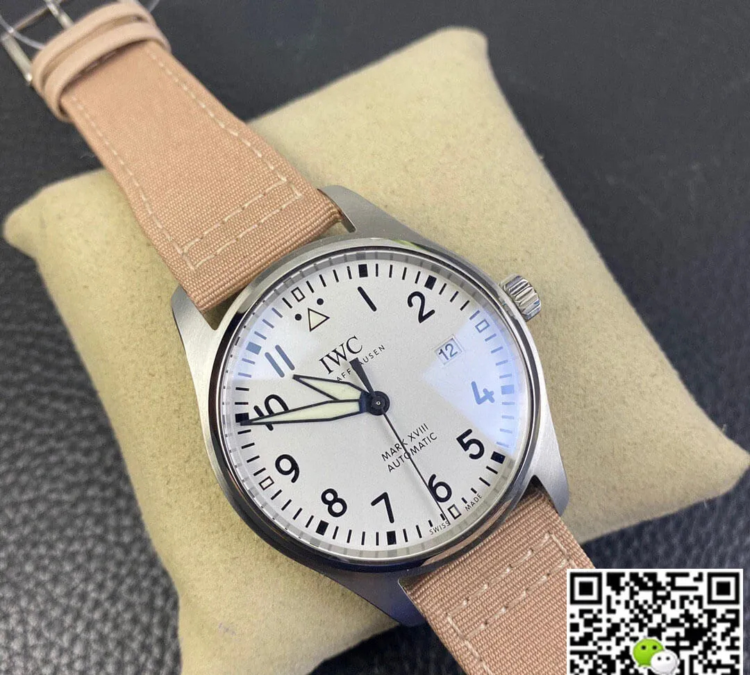 IWC Pilot IW327002 V7 Factory 1:1 Best Edition Replica Watch Diamond-Set Bezel