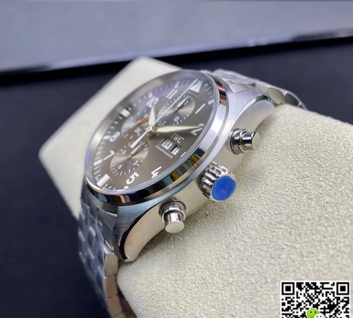 IWC Pilot IW377719 ZF Factory 1:1 Best Edition Replica Watch Silver Strap