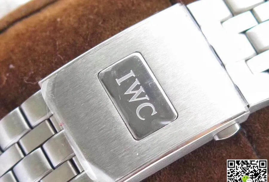 IWC Pilot IW387804 ZF Factory 1:1 Best Edition Replica Watch Swiss ETA7750