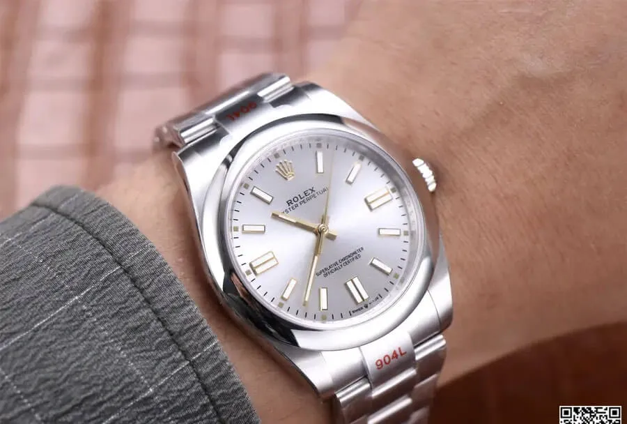 Rolex Oyster Perpetual M124300-0001 41MM EW Factory 1:1 Best Edition Replica Watch Stainless Steel Strap