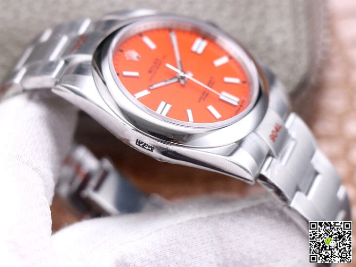 Rolex Oyster Perpetual M124300-0007 EW Factory 1:1 Best Edition Replica Watch 904L Stainless Steel Strap
