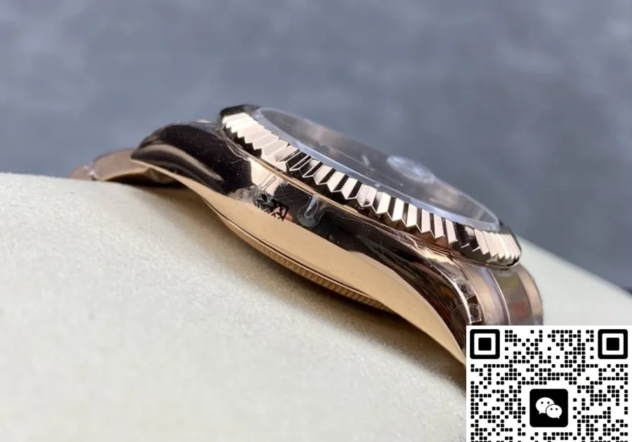 Noob Factory Rolex Sky-Dweller m326935-0007 1:1 Best Edition Replica Watch