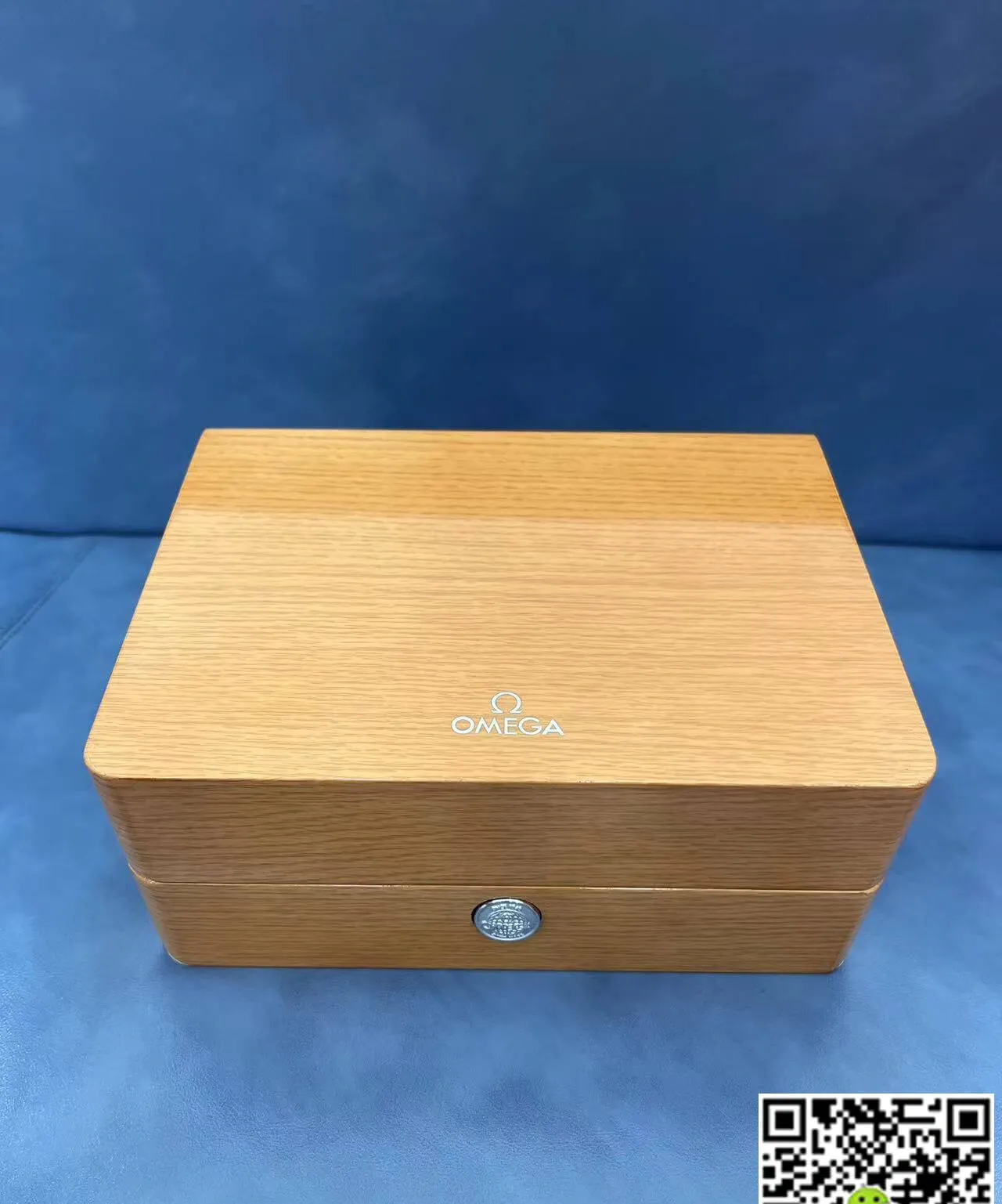 Omega 1:1 Best Edition Replica Watch Box