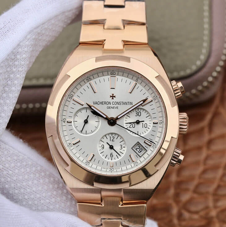 Vacheron Constantin Overseas 5500V 000R-B074 8F Factory 1:1 Best Edition Replica Watch Rose Gold Strap