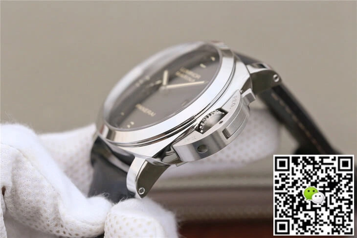 Panerai Luminor PAM00359 VS Factory 1:1 Best Edition Replica Watch Black Strap