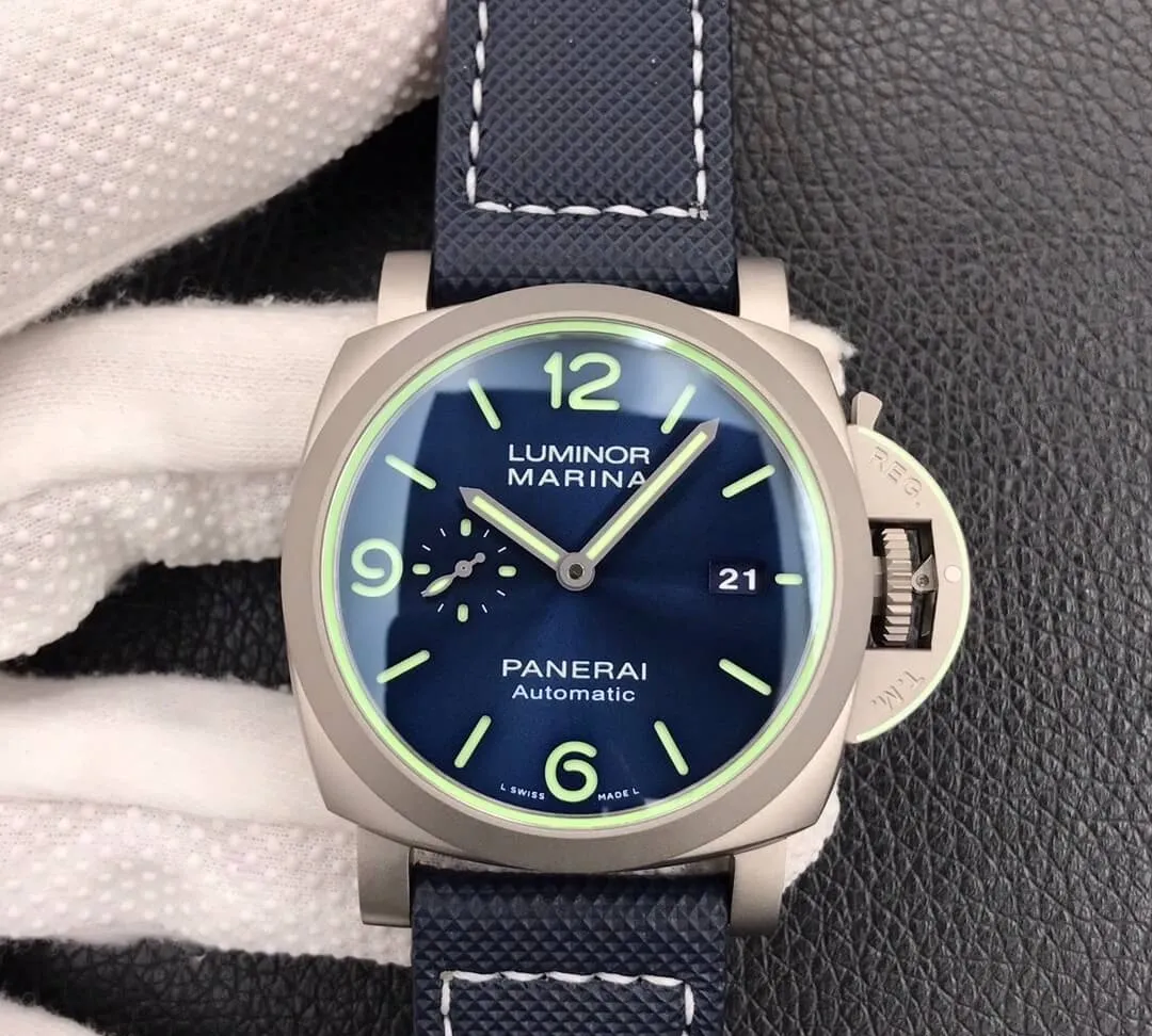 Panerai Luminor PAM01117 VS Factory 1:1 Best Edition Replica Watch Blue Strap