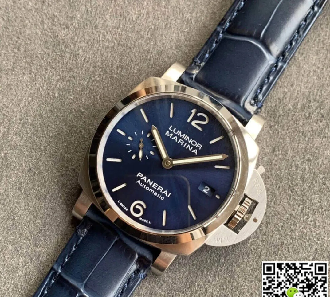 Panerai Luminor PAM01393 VS Factory 1:1 Best Edition Replica Watch Blue Strap