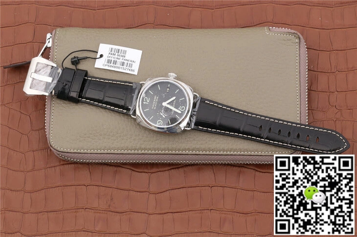 Panerai Radiomir PAM00388 VS Factory 1:1 Best Edition Replica Watch Black Strap