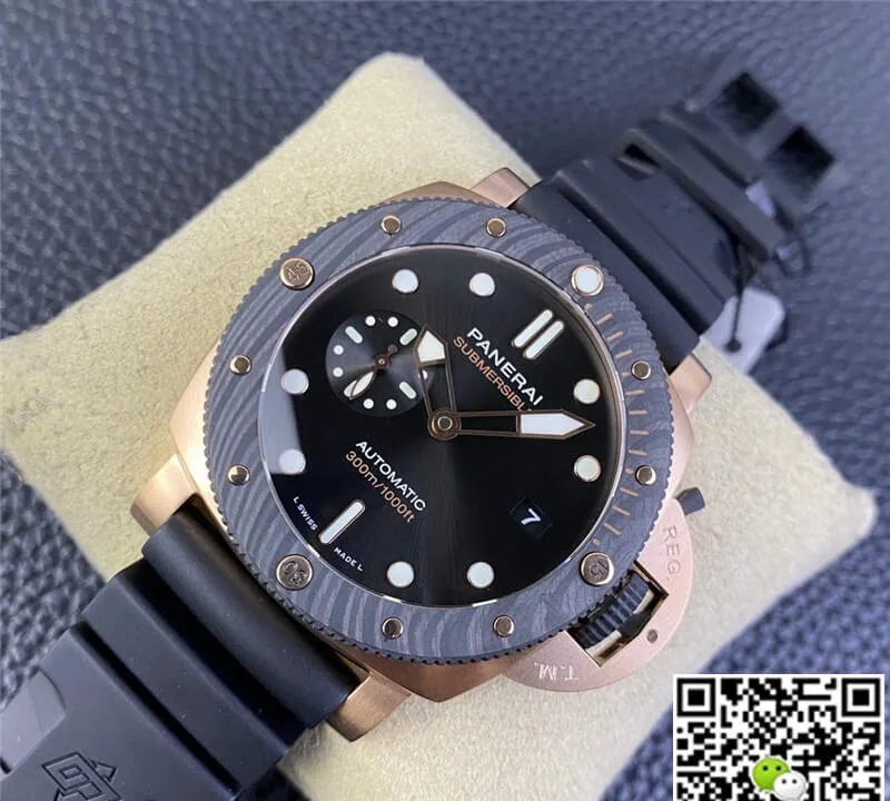 SBF Panerai Submersible PAM01070 VS Factory 1:1 Best Edition Replica Watch Blue Bezel