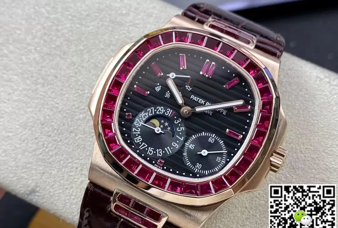 Patek Philippe Nautilus 5724 GR Factory 1:1 Best Edition Replica Watch Black Dial