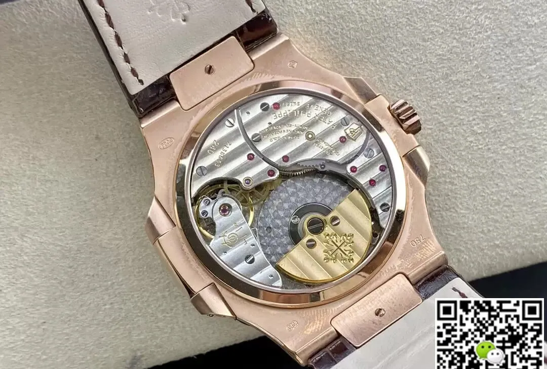 Patek Philippe Nautilus 5724 GR Factory 1:1 Best Edition Replica Watch Black Dial