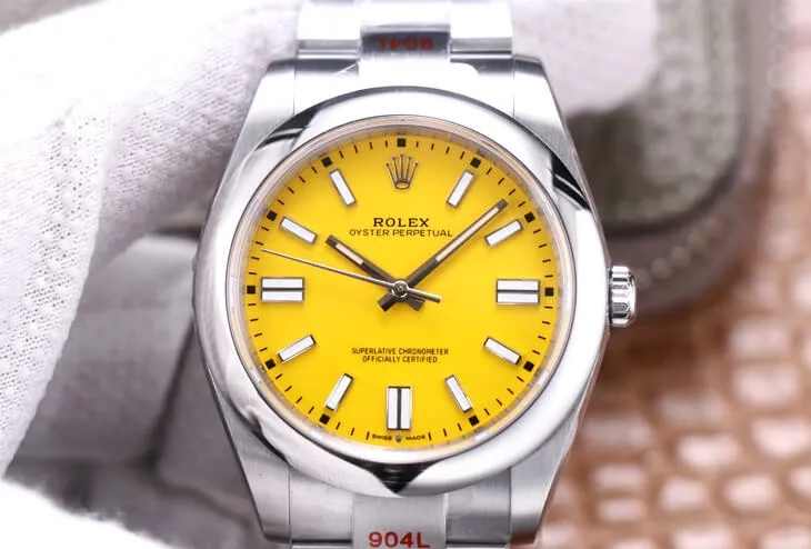 Rolex Oyster Perpetual M124300-0004 41MM EW Factory 1:1 Best Edition Replica Watch Yellow Dial