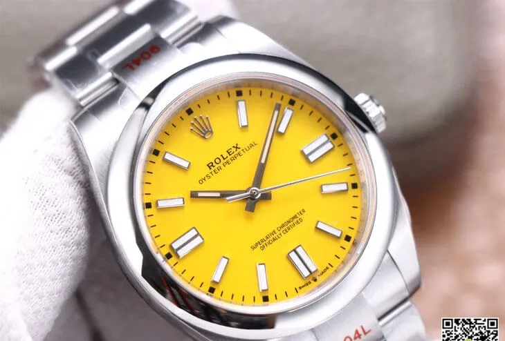 Rolex Oyster Perpetual M124300-0004 41MM EW Factory 1:1 Best Edition Replica Watch Yellow Dial