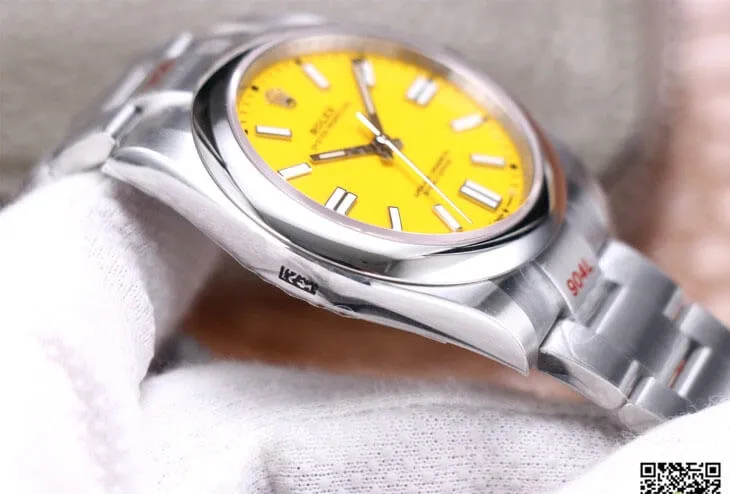 Rolex Oyster Perpetual M124300-0004 41MM EW Factory 1:1 Best Edition Replica Watch Yellow Dial