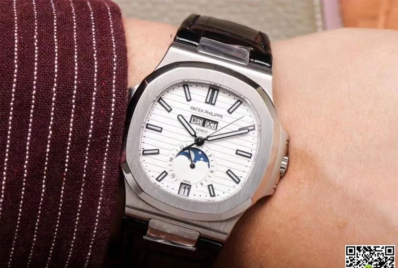 Patek Philippe Nautilus 5726 1A-010 PF Factory 1:1 Best Edition Replica Watch White Dial